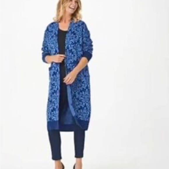 Attitudes by Renee Navy and Light Blue Cardigan - Picture 10 of 10
